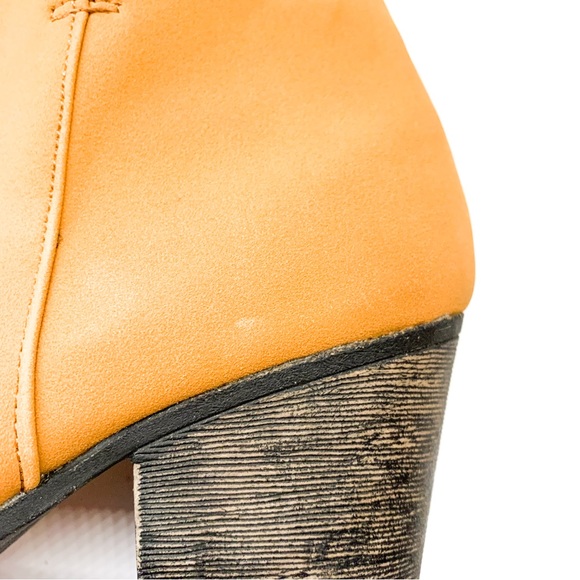 JG Tan Rawhide Booties Size 9 - Picture 11 of 12